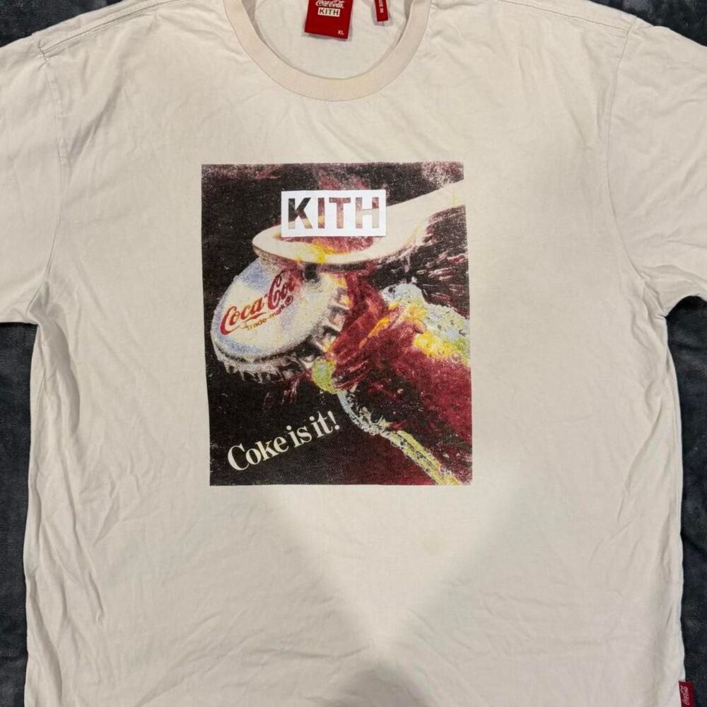 Kith Men's White and Cream T-shirt
